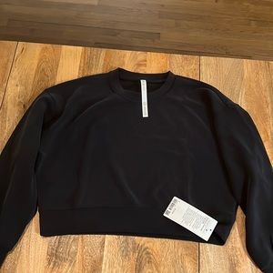 Brand new lululemon perfectly oversized crop crew